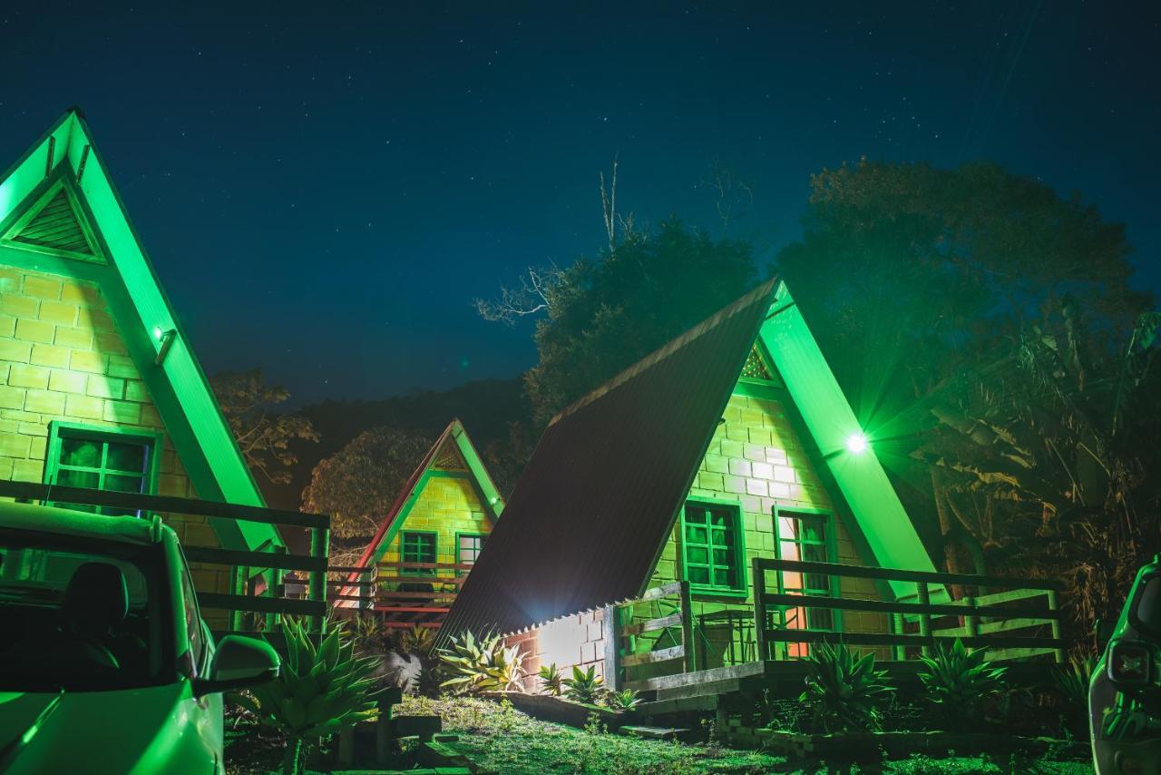 ホテル Pousada Recanto Da Lua Caparaó Velho エクステリア 写真