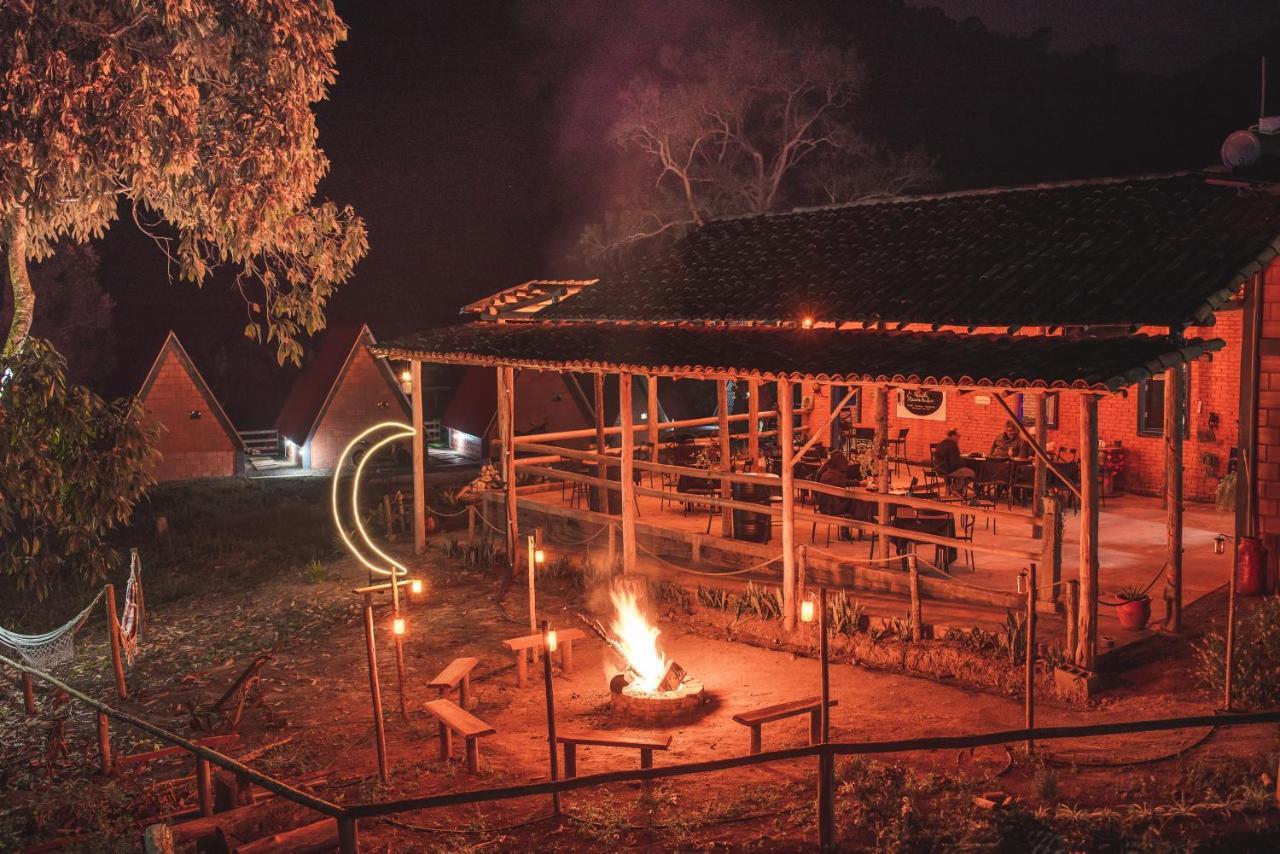 ホテル Pousada Recanto Da Lua Caparaó Velho エクステリア 写真