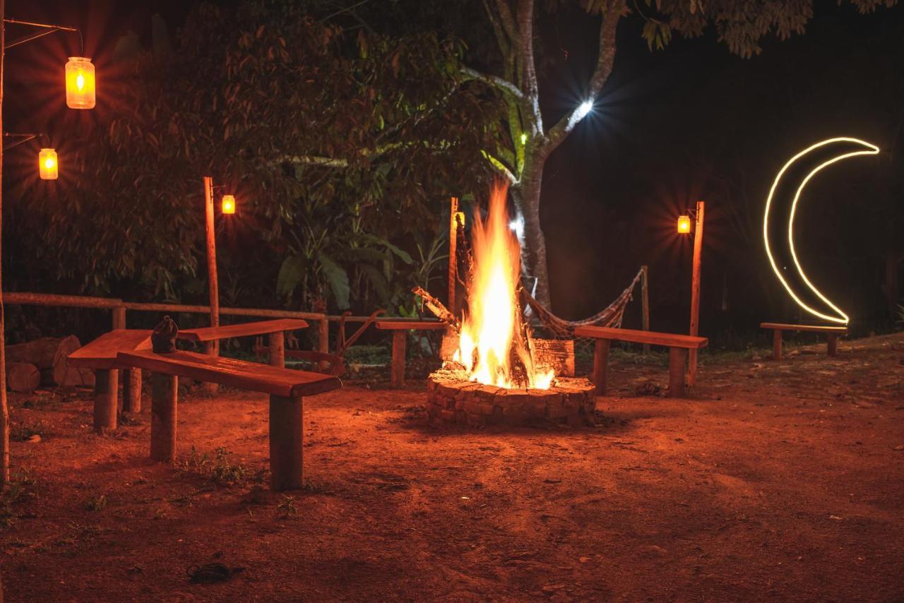 ホテル Pousada Recanto Da Lua Caparaó Velho エクステリア 写真